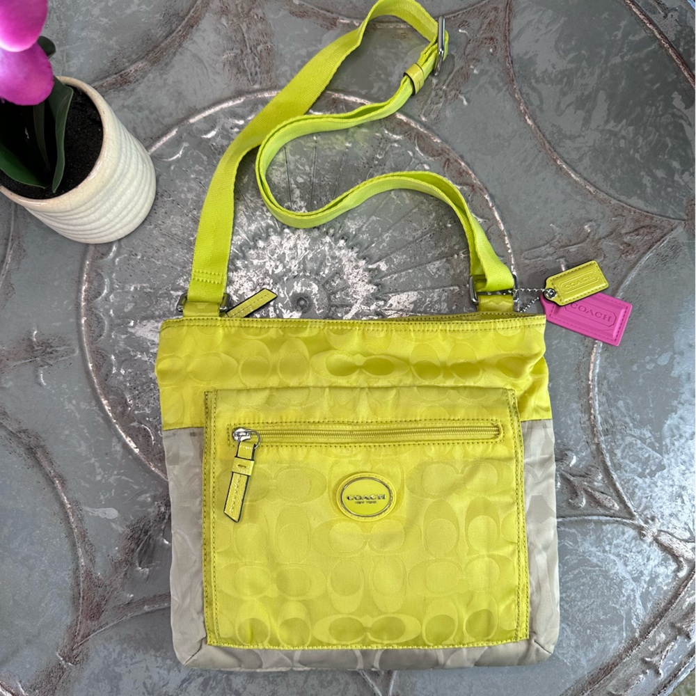 Coach Signature Nylon Colorblock File Bag F77576 SV/Citrine/Light Khaki